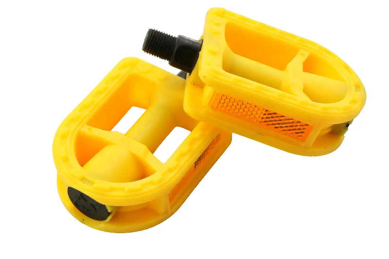 Bike seat bar-KIDDIES YELLOW BIKE JUNIOR 1-2” PEDALS TO FIT CHILDREN'S BIKES ONE PIECE CRANK